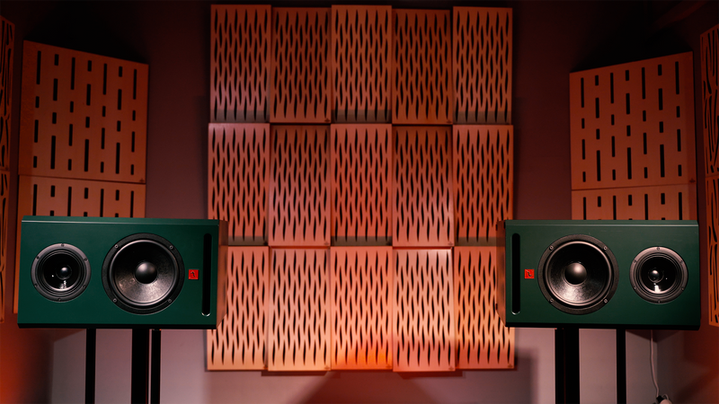Antelope Audio Atlas i8 3-Way Isobaric Active Monitor