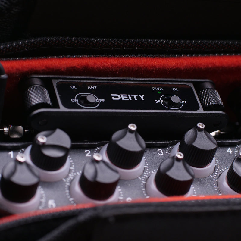 Deity SRD-Mini Portable 4-Channel Antenna Distribution System (470 to 960 MHz)