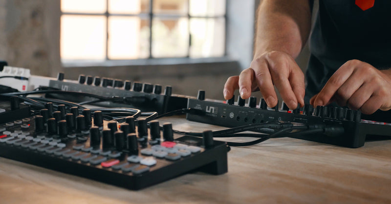 IK Multimedia UNO Synth Pro X Analog Synthesizer
