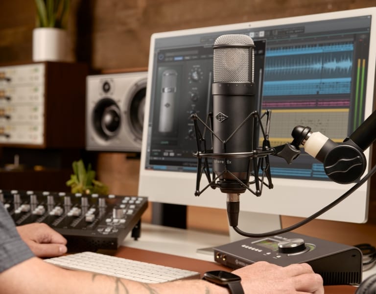 Universal Audio Sphere DLX Modelling Microphone