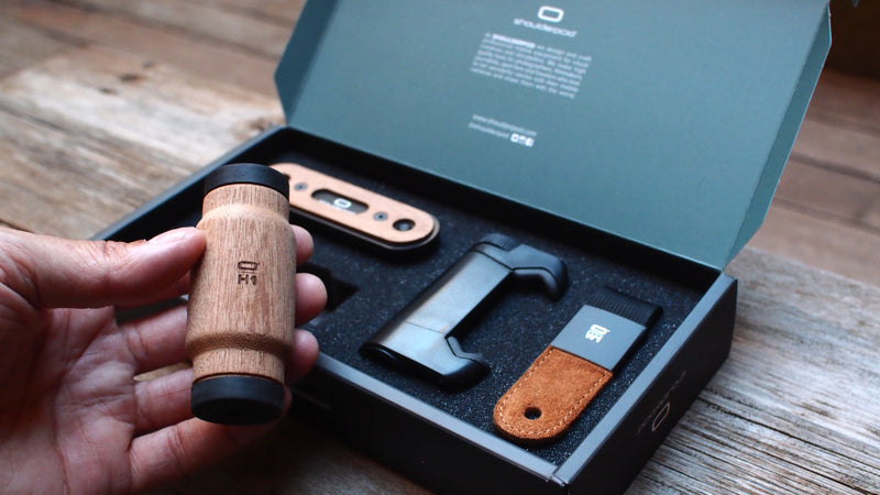 Shoulderpod R2 Professional Pocket Rig for Smartphones