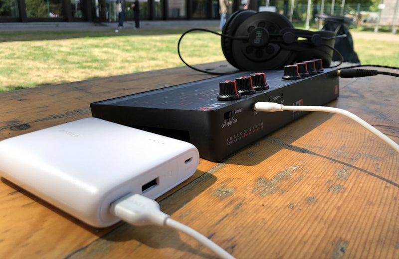 IK Multimedia UNO Synth Analog Synthesizer