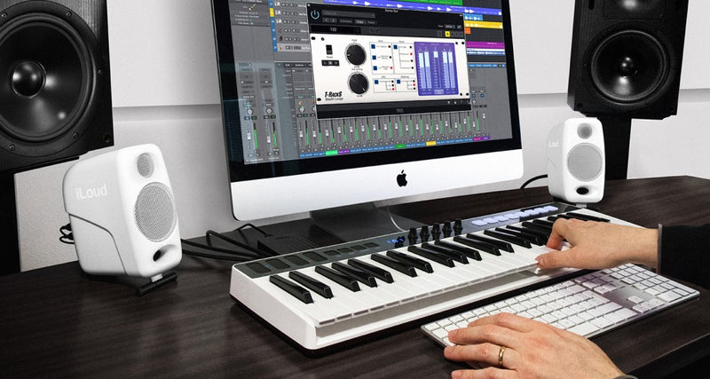IK Multimedia iLoud Micro Monitor Active Monitors