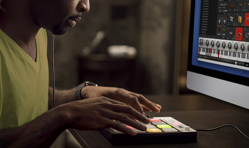 IK Multimedia iRig Pads Midi Groove Controller